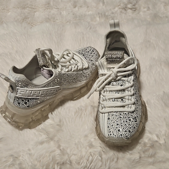 Steve Madden Maxima White Rhinestone Womens Shoes 6.5 - Picture 2 of 6